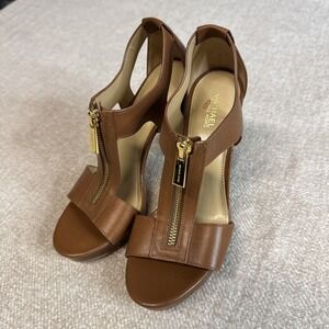 NWOB Michael Kors Anya Mid Peep Toe Zipper Pumps Sandals 6.5M